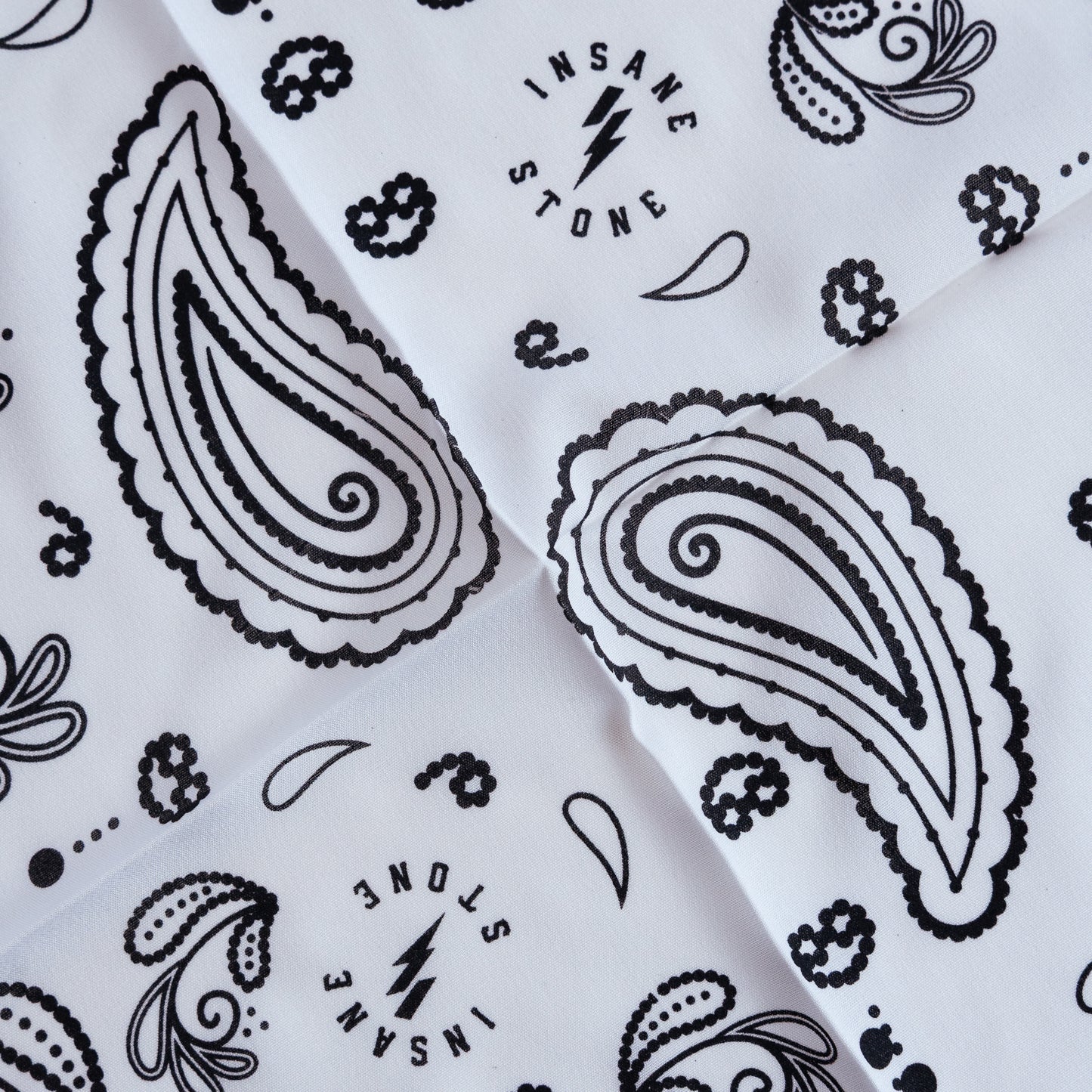 Bandanda Heritage - White & Black